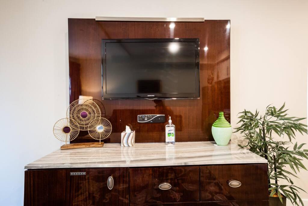 1-Bedroom With Cali King Size Bed In サンディエゴ エクステリア 写真