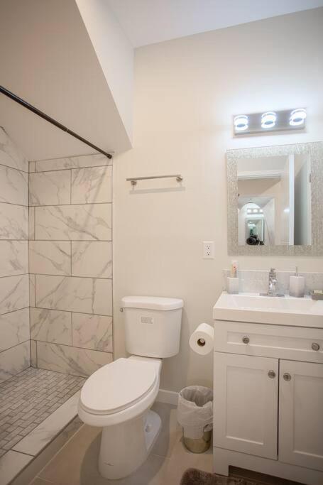 1-Bedroom With Cali King Size Bed In サンディエゴ エクステリア 写真